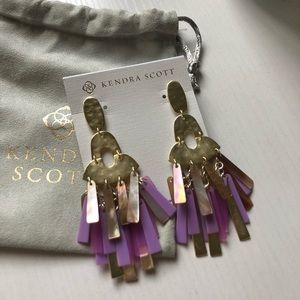 “Kitty” style earrings